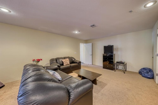 The Lofts #4A - Steps to the Slopes image 13