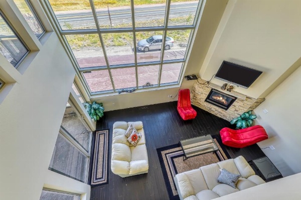 The Lofts #4A - Steps to the Slopes image 15